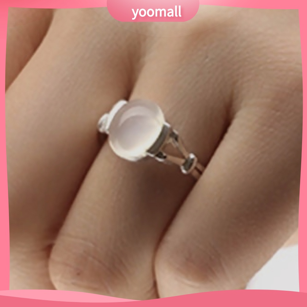 Nhẫn Đính Đá Mặt Trăng Phong Cách Vintage Cho Nữ