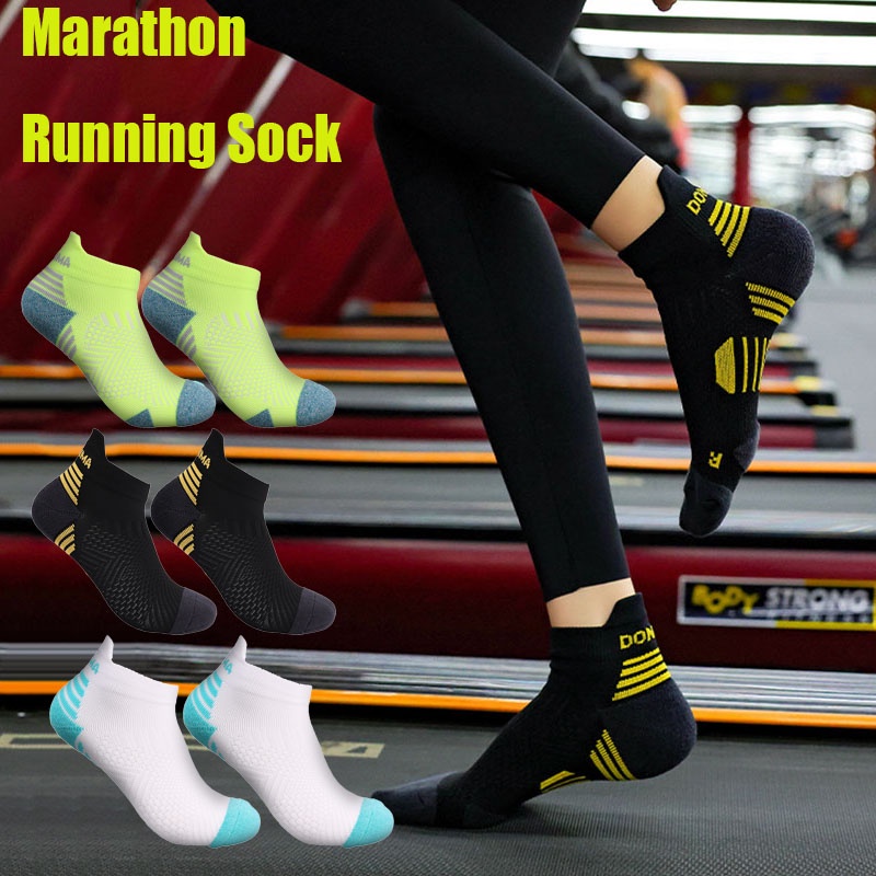 Vớ Thể Thao Mềm Mại Thấm Hút Mồ Hôi Thoáng Khí Chống Trượt Nhiều Màu Sắc Dành Cho Nam Nữ