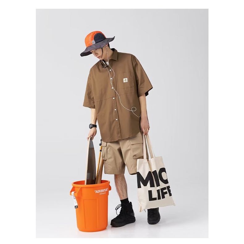 Áo Sơ Mi Tay Ngắn Màu Sắc Đơn Giản Phong Cách Retro Dành Cho Nam