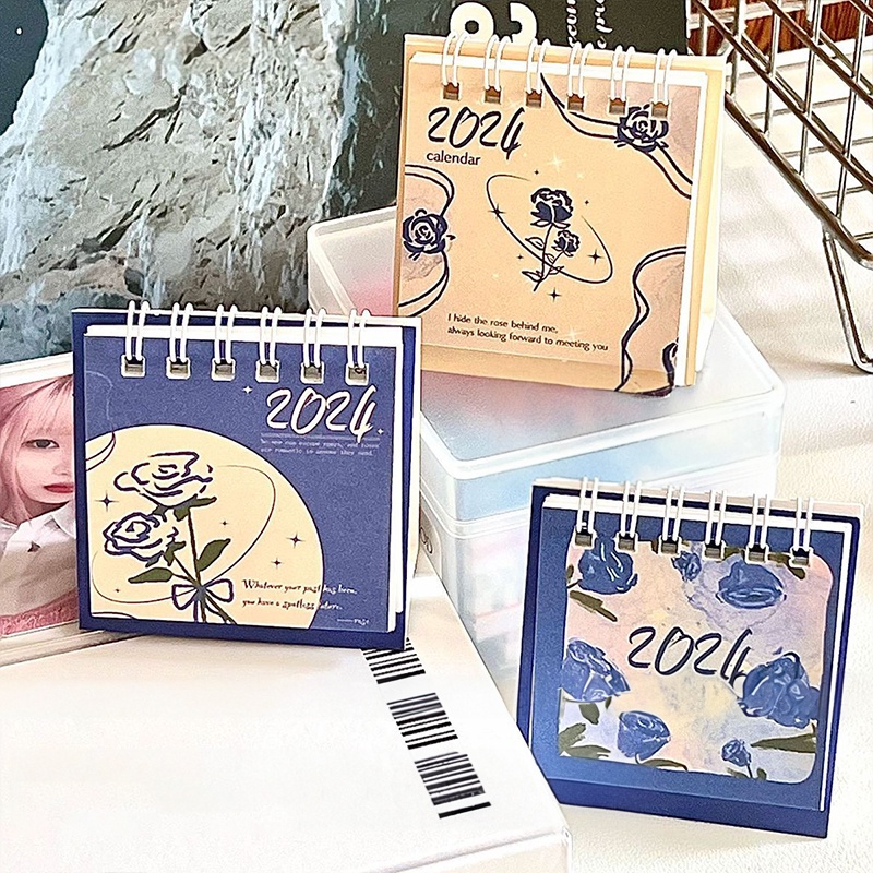 Lịch 2024 Để Bàn Màu Sắc Ngẫu Nhiên