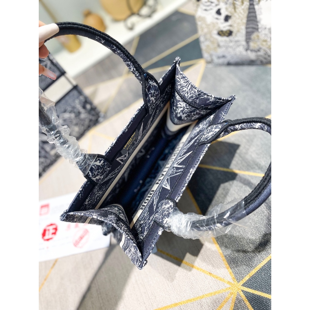 Túi Xách Đeo Vai Thời Trang Cho Nữ D-Bookte