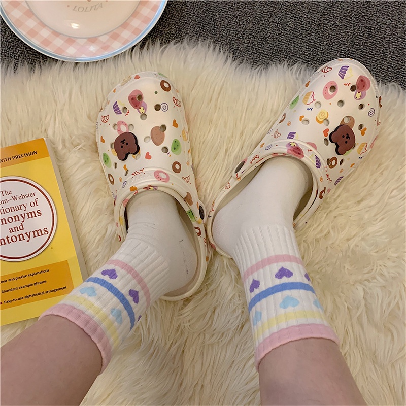 One more shoes⭐Xăng đan Đế Dày Họa Tiết Hoạt Hình Xinh Xắn Dành Cho Nữ