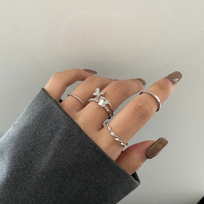 Set 4 Nhẫn Thiết Kế Hình Bướm Sang Trọng Thời Trang