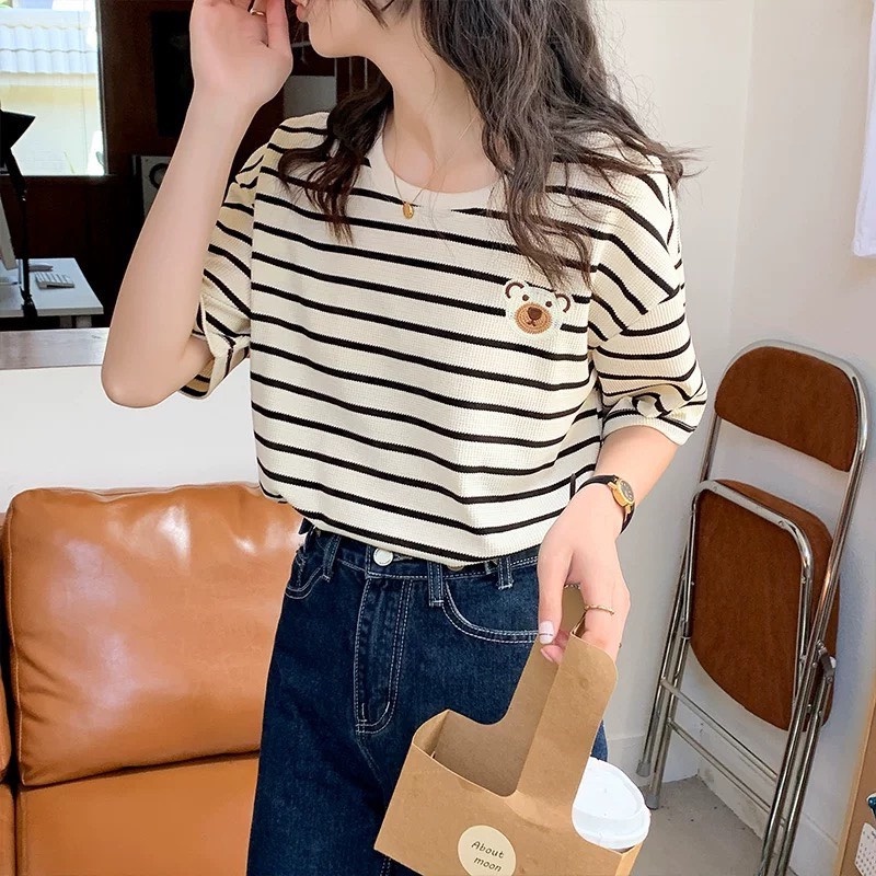 Áo thun baby tee nữ basic tay ngắn thêu gấu thêu gấu họa tiết HASCOO. TTG