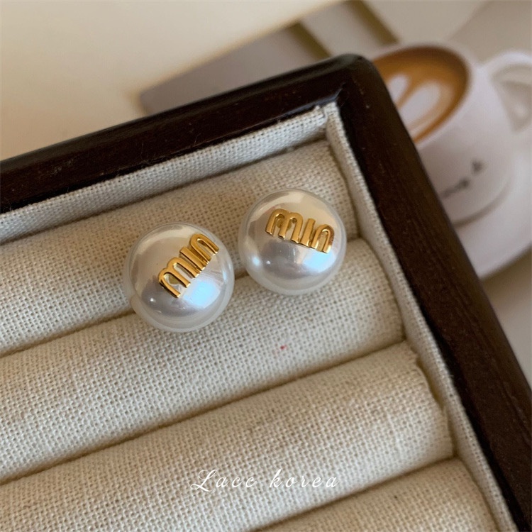 Bông Tai Mạ Bạc 925 Hình Chữ Đính Kim Cương Lấp Lánh Sang Trọng