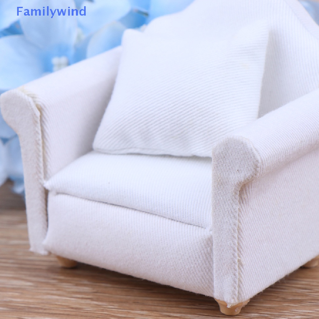 Mô Hình Ghế Sofa Màu Trắng Có Đệm Lưng Tỉ Lệ 1 / 12 Trang Trí Nhà Búp Bê