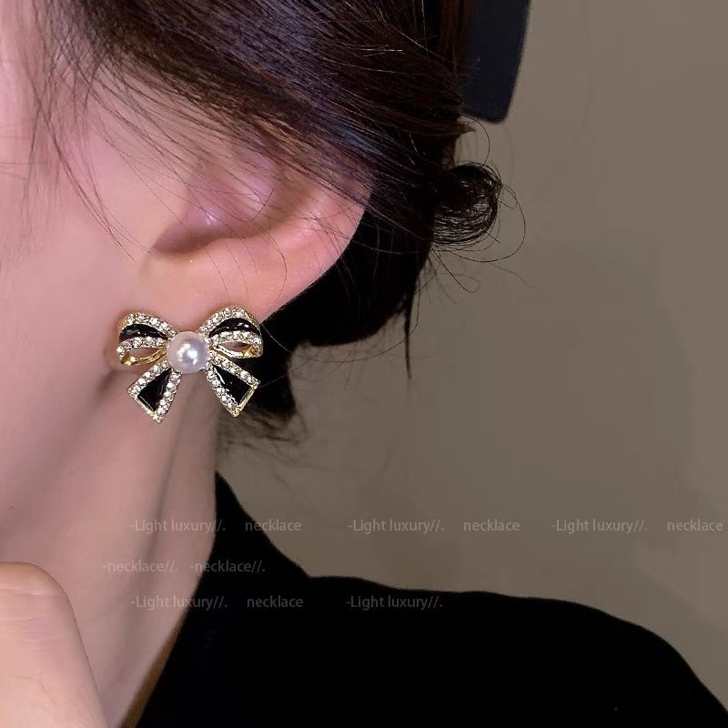 Xiaoxiang Khuyên Tai Nhỏ Màu Đen Thanh Lịch Cao Cấp Dành Cho Nữ