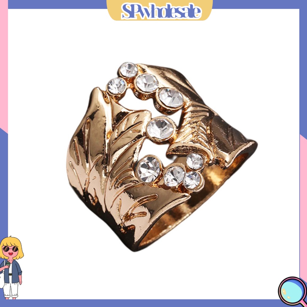 <SPwholesale> Nhẫn Đeo Ngón Tay Đính Đá Hình Hoa Rỗng Màu Vàng Trong Suốt Lấp Lánh Thời Trang Cho Nữ