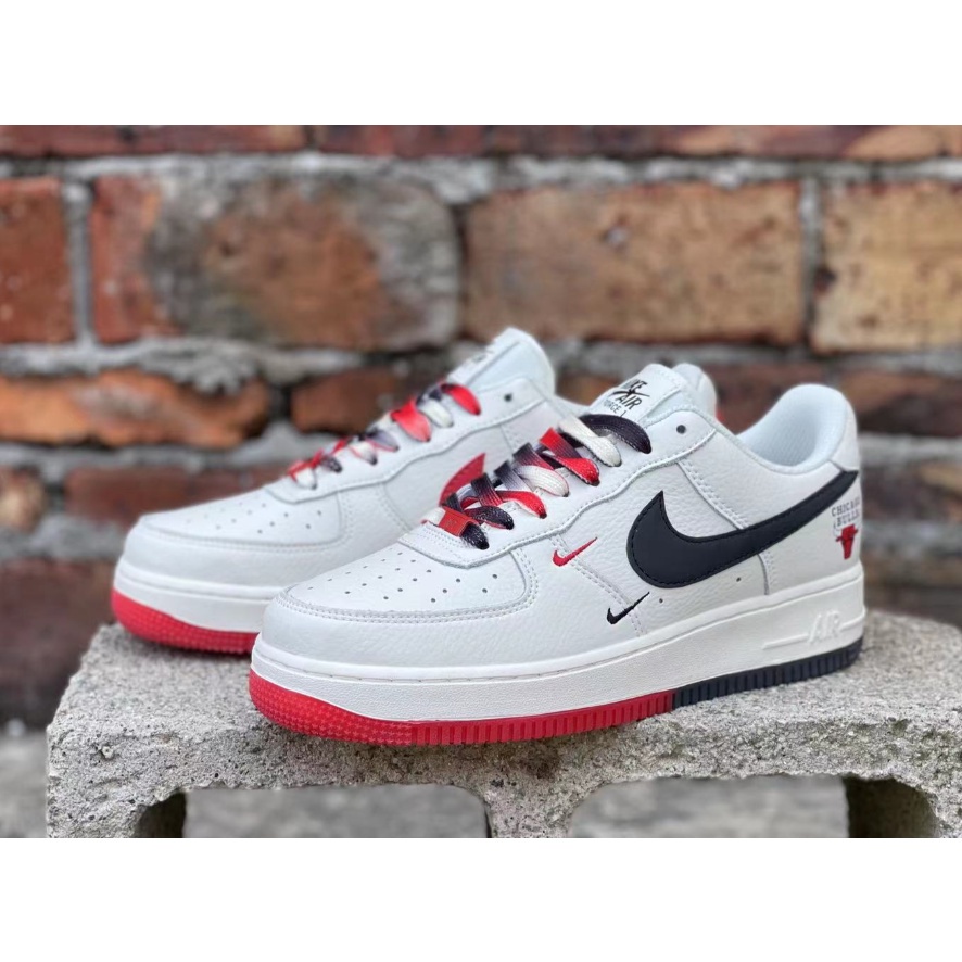 Giày Thể Thao Air Fce 1Low Beige Red Bull Force No. 1 x Thiết Kế Giản Dị
