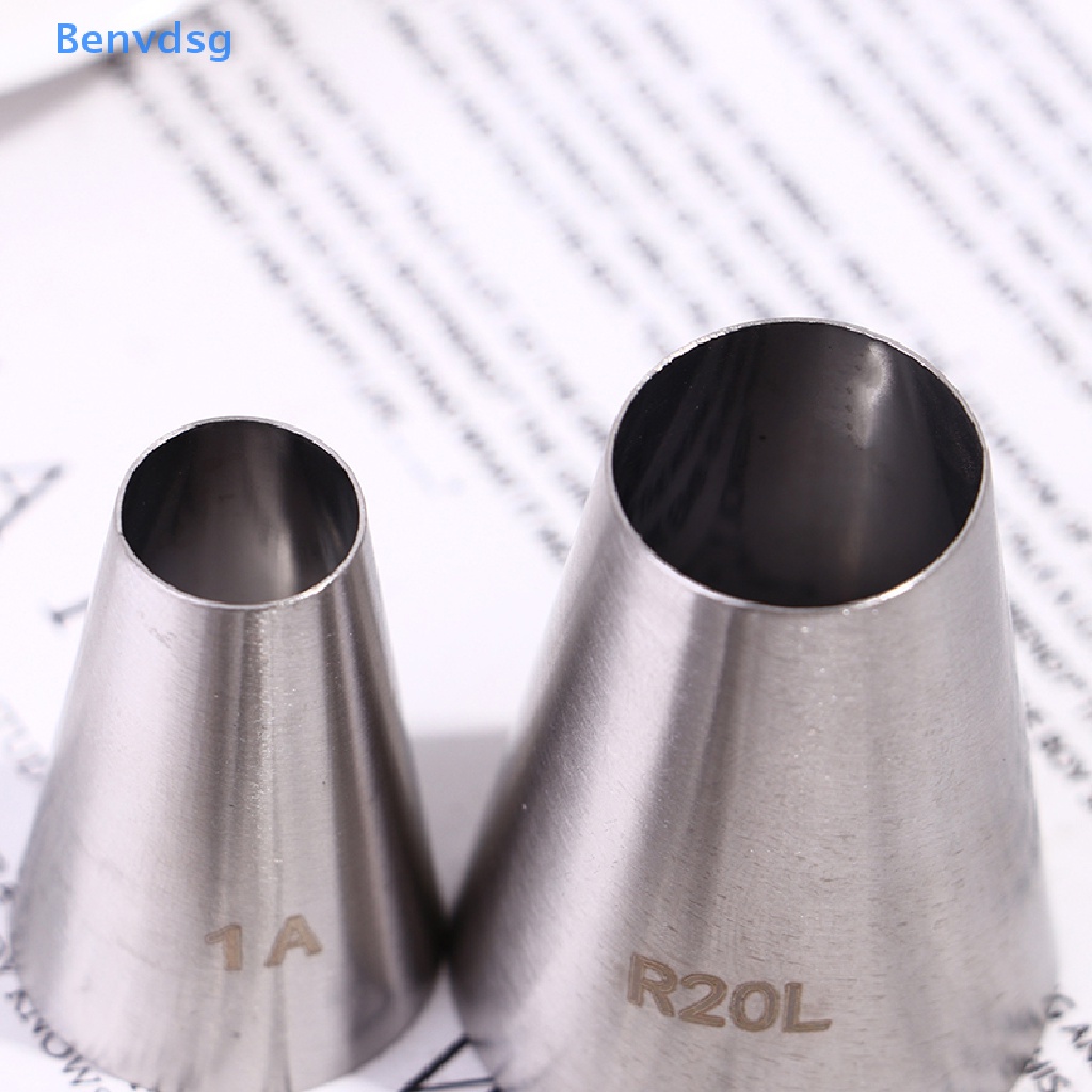 Bộ 5 Đuôi Bắt Bông Kem Hình Tròn Trang Trí Bánh Tiện Dụng