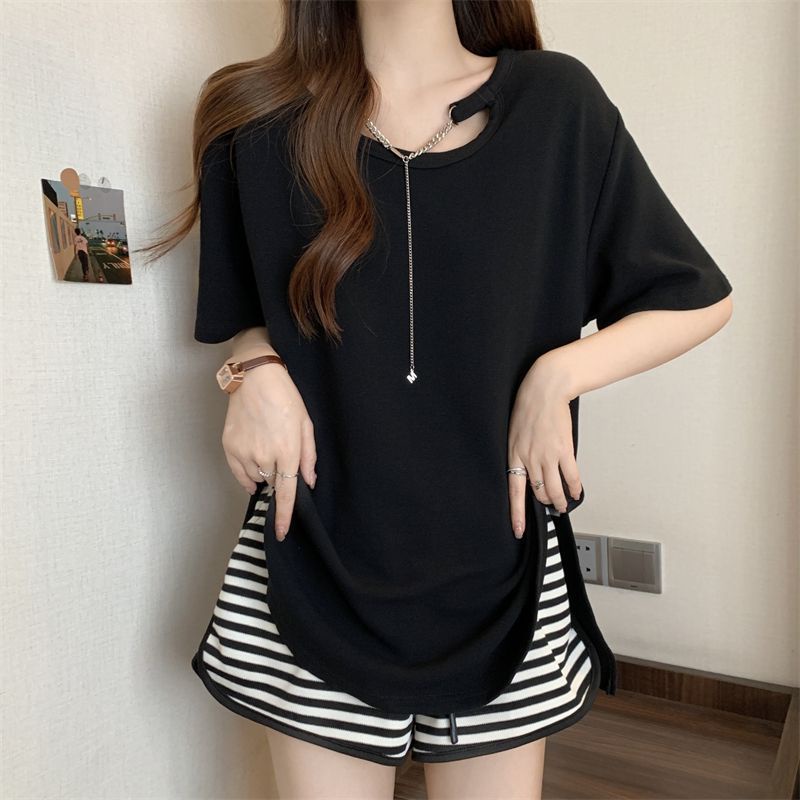 Áo Croptop Phối Dây Xích Thời Trang Mùa Hè 2023 Cho Nữ