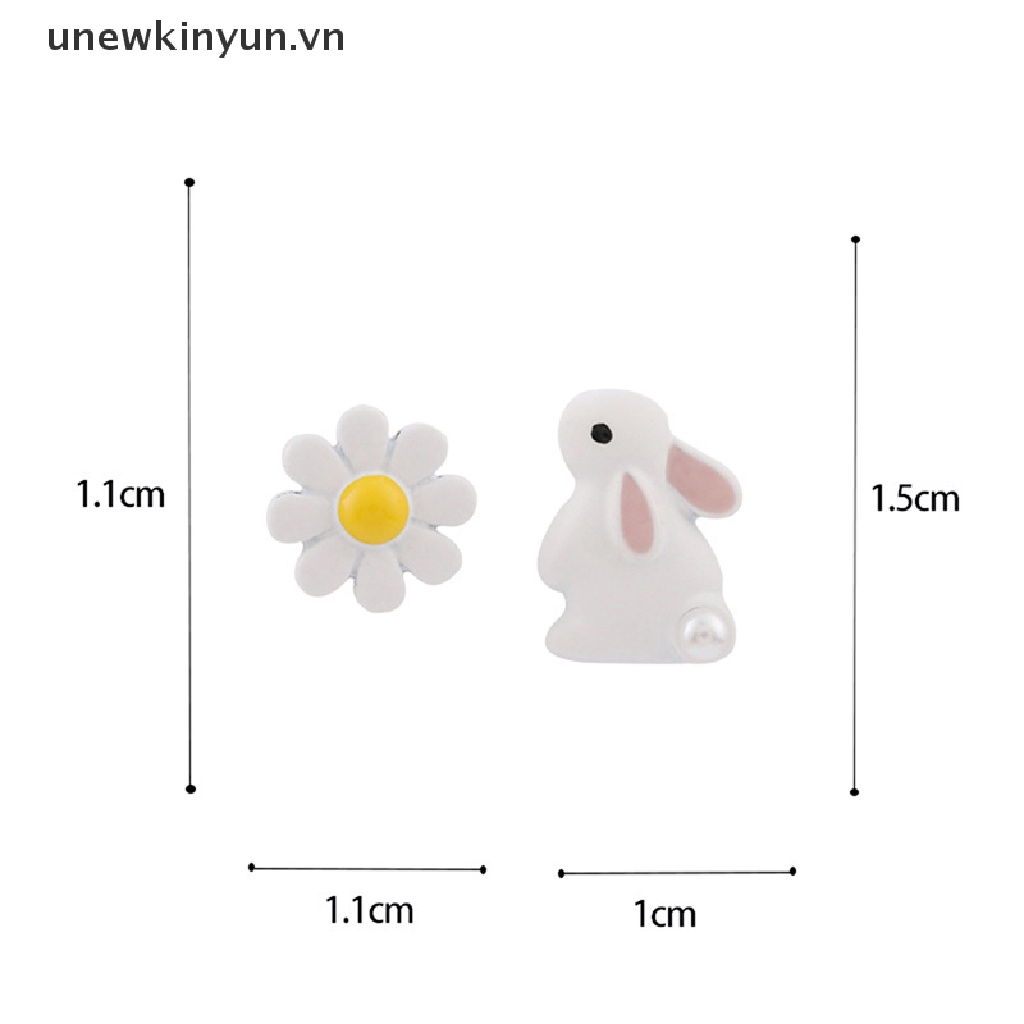 1 Cặp Bông Tai Không Đối Xứng Hình Trái Tim / Hoa Mini Dễ Thương Cho Nữ