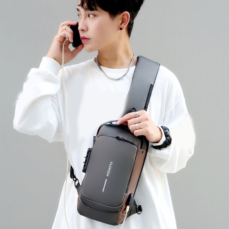Túi Đeo Chéo Vai Có Cổng Sạc USB Thời Trang Dành Cho Nam