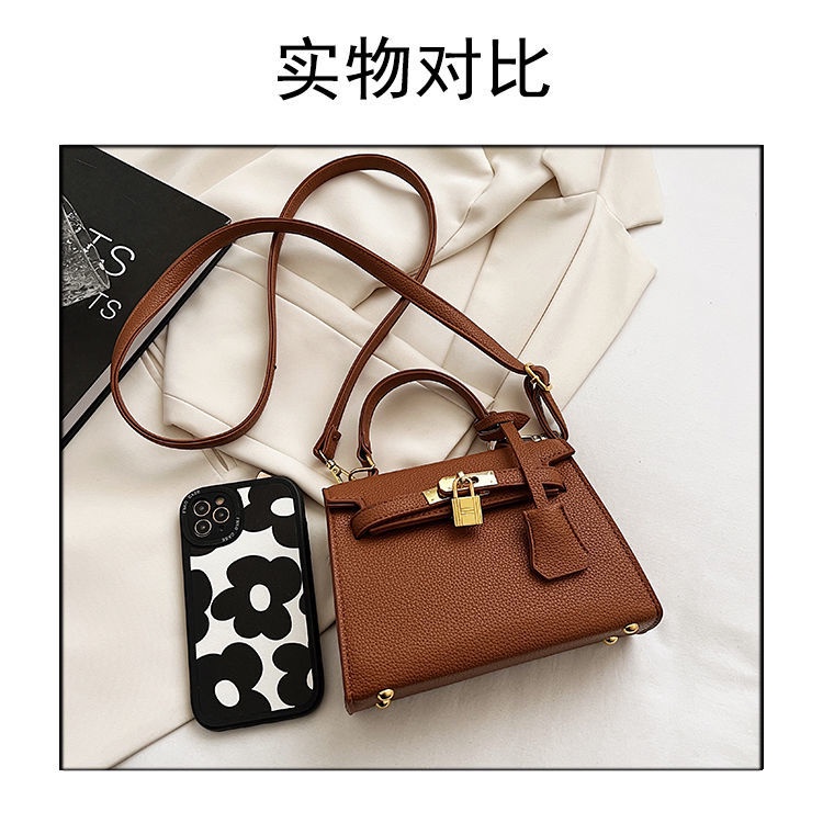 Túi Đeo Chéo, Xách Tay Thời Trang Cao Cấp Phụ Kiện Đầy Đủ Kèm Ảnh Chup That