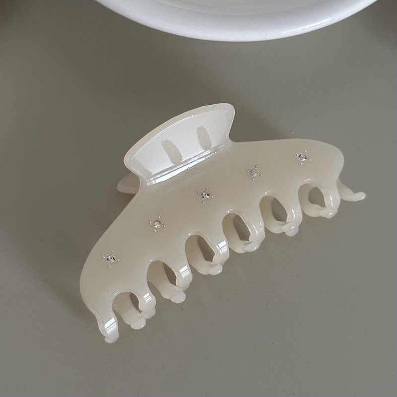 Kẹp Tóc Hình Cá Mập Đính Đá Thạch Anh Màu Be Ngọt Ngào Phong Cách Mới