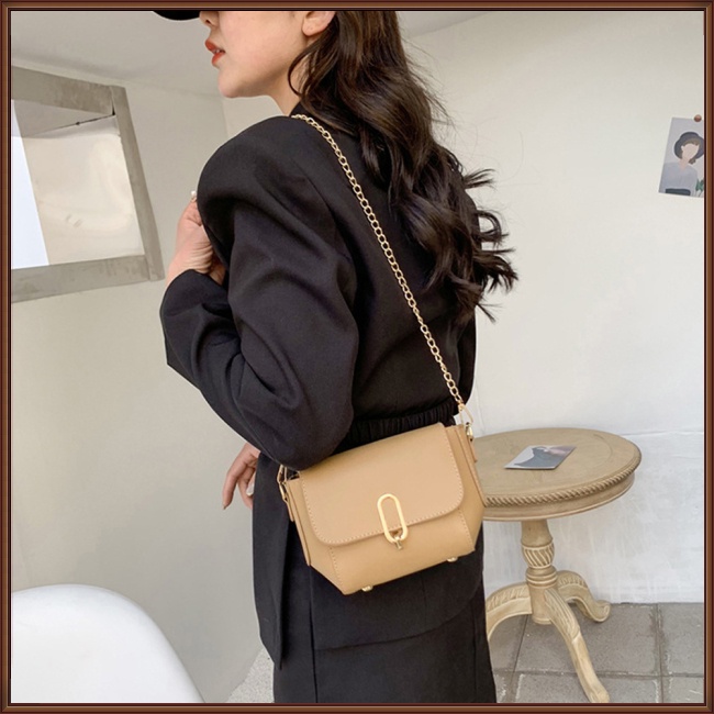 Túi Xách Da Pu Hình Vuông Có Khóa Nam Châm Phối Dây Xích Thời Trang Dự Tiệc