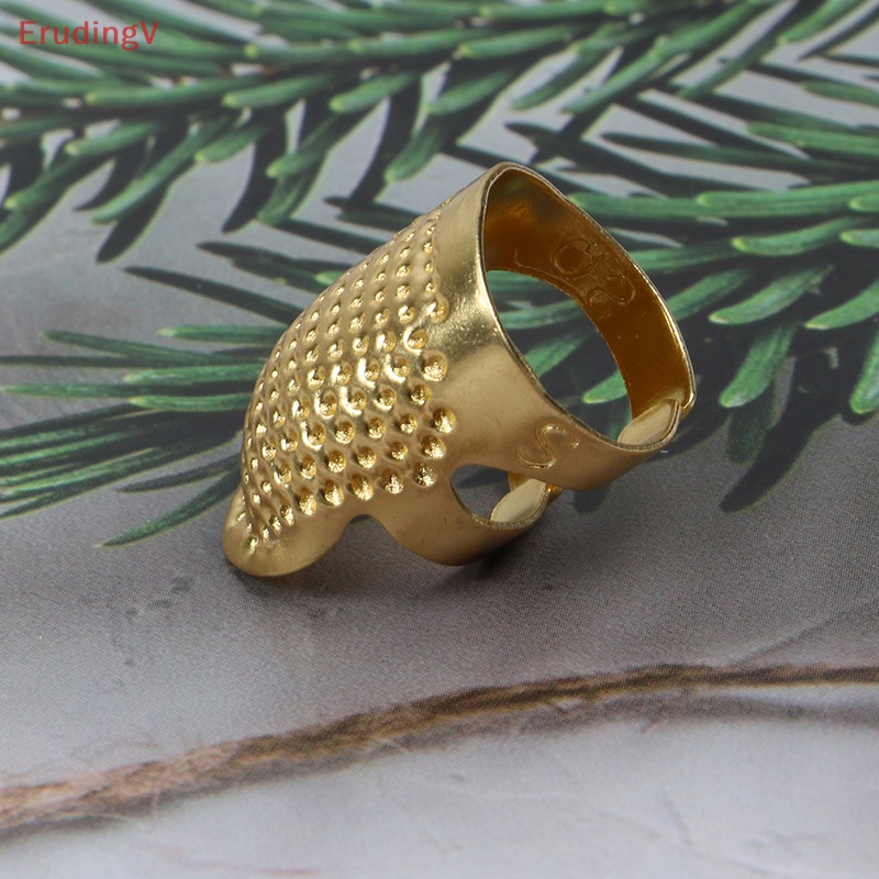 Miếng Kim Loại Bảo Vệ Ngón Tay Khi May Vá Thủ Công