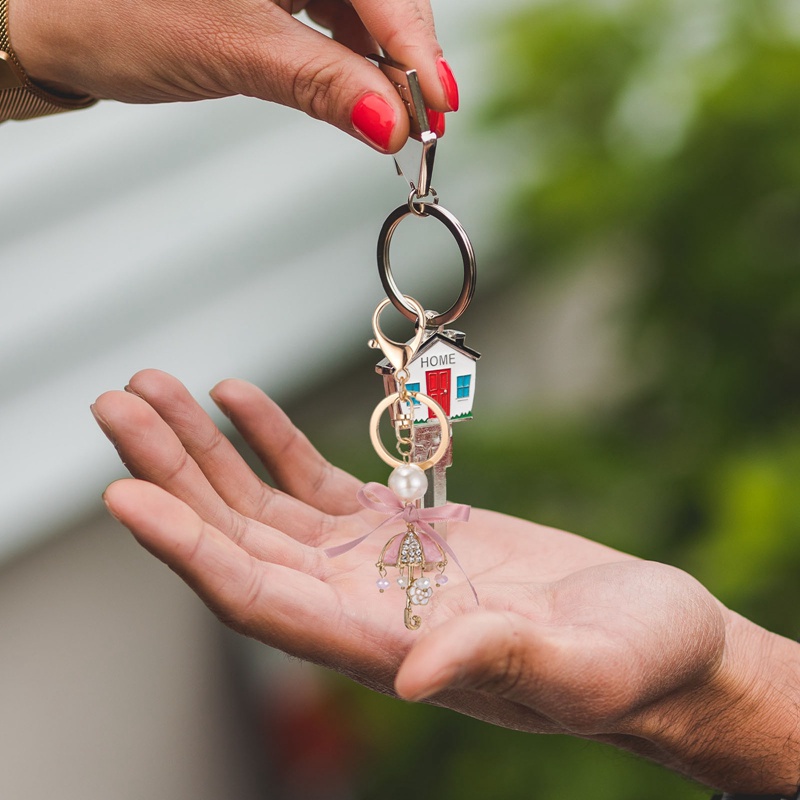 Móc Khóa Hình Nơ Thắt Ruy Băng Màu Hồng Bằng Hợp Kim Thời Trang Cho Nữ