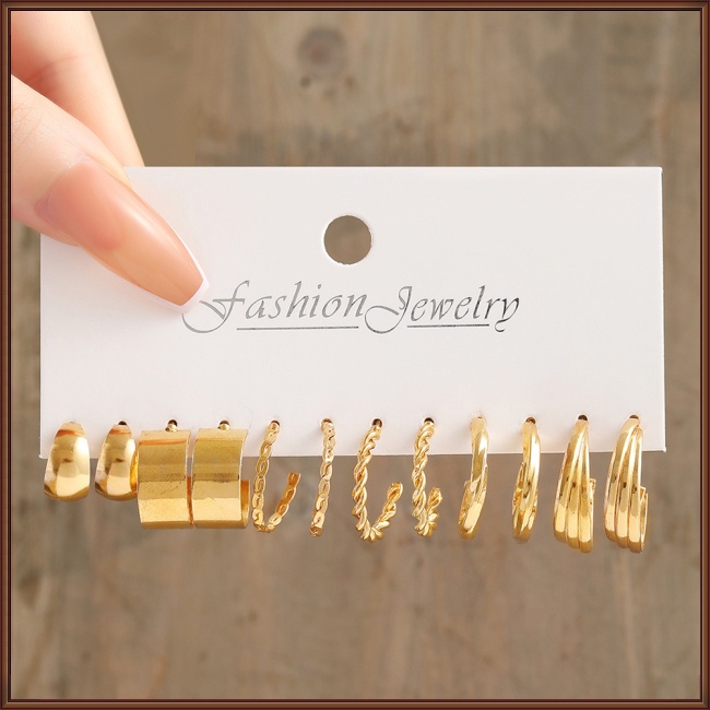 Bộ Khuyên Tai Hình Vuông Bằng Kim Loại Đính Ngọc Trai Cổ Điển Cho Nữ