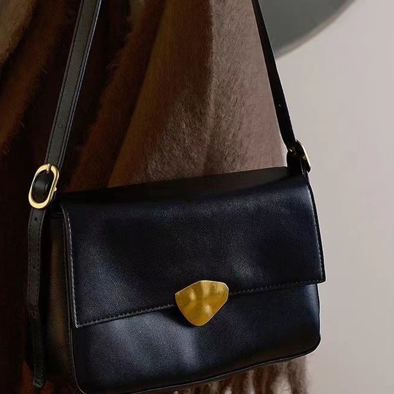 Túi Đeo Chéo Bằng Da Cao Cấp Phong Cách retro Dễ Phối Đồ Thời Trang Cho Nữ