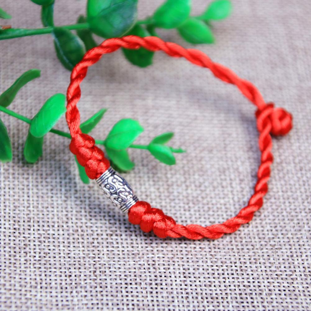 Vòng Tay Dây Đỏ May Mắn Cho Năm Mới R9S5