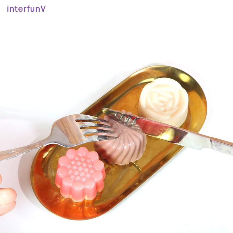 Khuôn Silicone Làm Bánh / Xà Phòng / Đá Viên Hình Trái Tim DIY