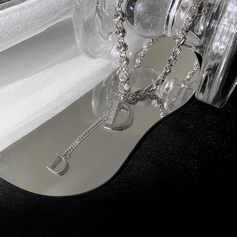 Vòng cổ Mặt Chữ Nyche Thiết Kế Sang Trọng Thời Trang Xuân Hè 2023