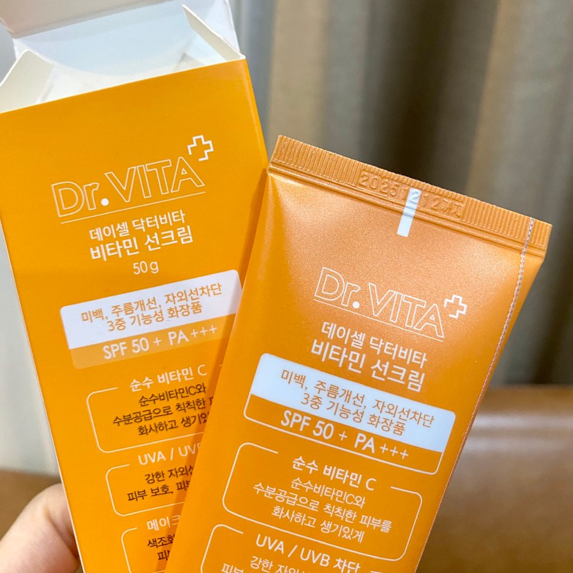 Kem Chống Nắng Trắng Da Daycell Dr.Vita Sun Cream SPF50+ Nâng Tông Tuýp 50g Hàn Quốc