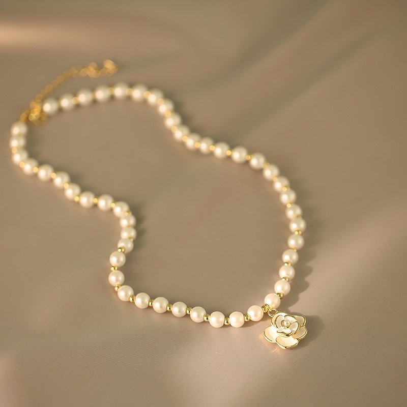 Dây Chuyền Mặt Hoa Trà Trắng Phong Cách Mới Năm 2023