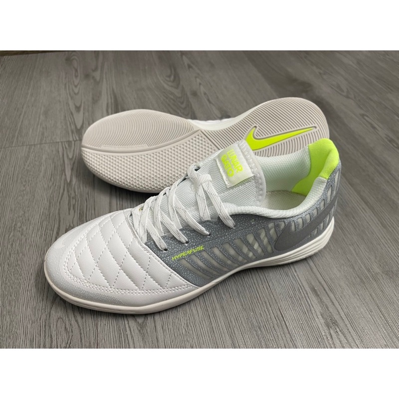 Siêu bền , khâu đế bên trong giày Giày đá bóng Fulsal IC Lunar gato