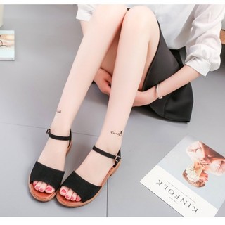 Sandal Đế Bằng Thiết Kế Mới Thời Trang Mùa Hè Theo Phong Cách Hàn Quốc Cho Nữ