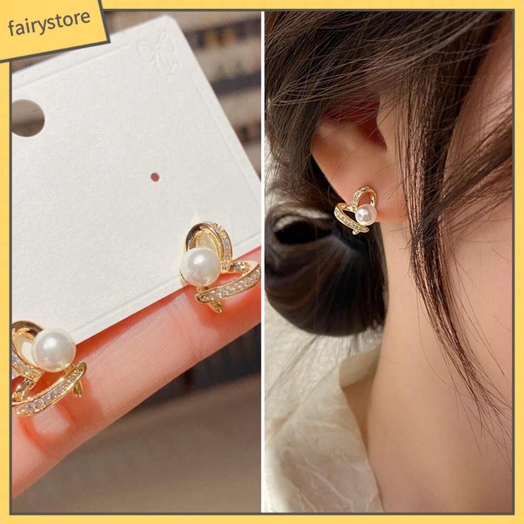 1 Đôi Bông Tai Hình Trái Tim Nạm Đá Lấp Lánh Thời Trang