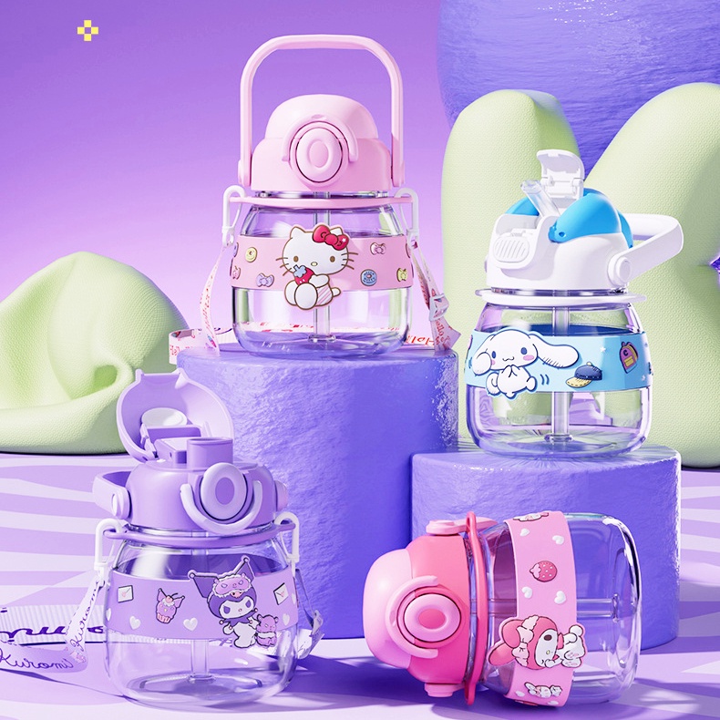 Bình Nước Dung Tích Lớn 750ml Có Ống Hút Họa Tiết Hoạt Hình Hello Kitty / Cinnamoroll Kuromi Dễ Thương Cho Bé