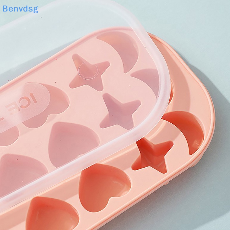 Khuôn Làm Đá Bằng Silicone Hình Trái Tim / Mặt Trăng