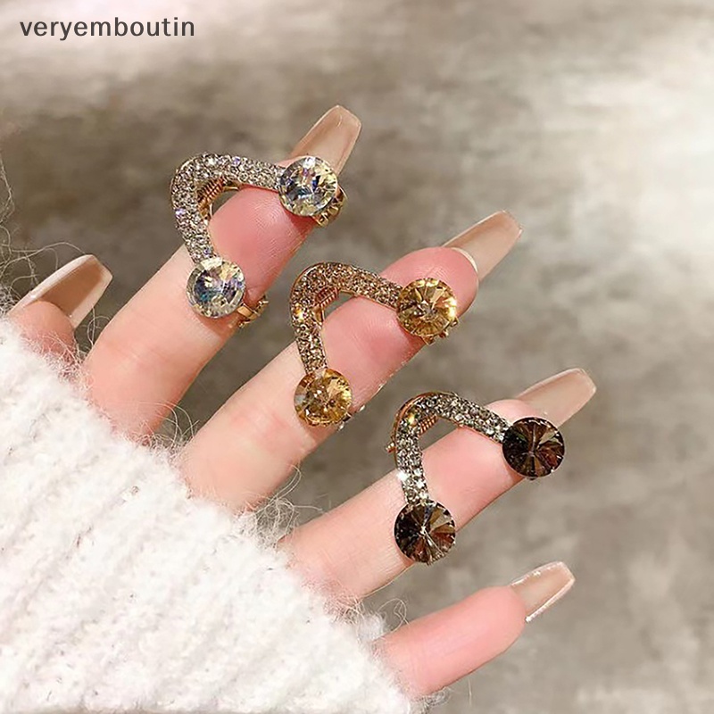 Kẹp Tóc Kim Loại Hình Chữ V Đính Ngọc Trai Giả Xinh Xắn