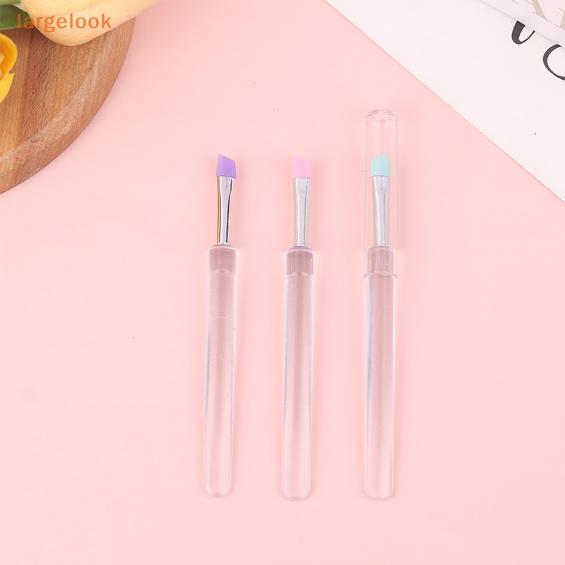 1 Dụng Cụ Bấm Mi Di Động Tiện Dụng