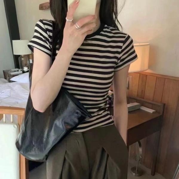 COZOK Áo Thun Ngắn Tay Cổ Tròn Họa Tiết Kẻ Sọc Đơn Giản Phong Cách retro Hàn Quốc