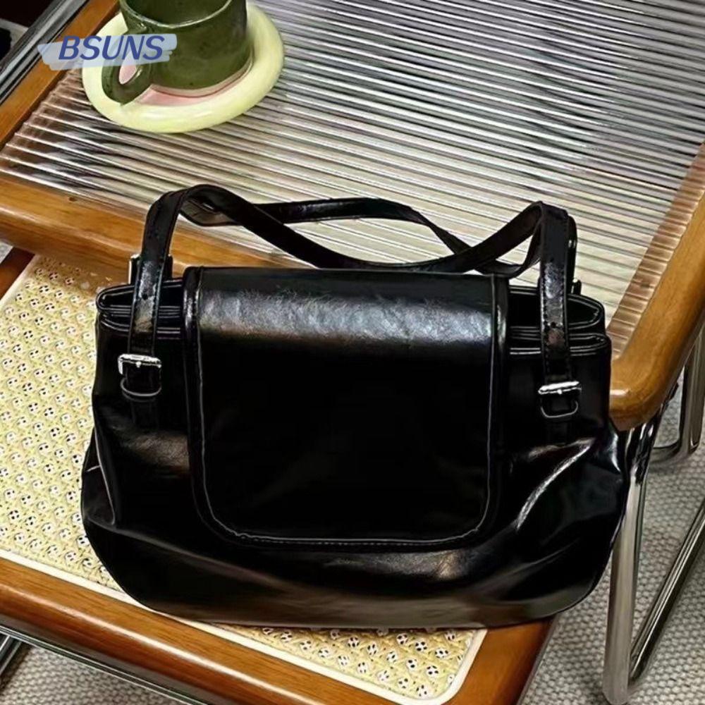 Túi Xách Đeo Vai Da Pu Sáp Dầu Màu Đen / Nâu Sức Chứa Lớn Thời Trang Cho Nữ