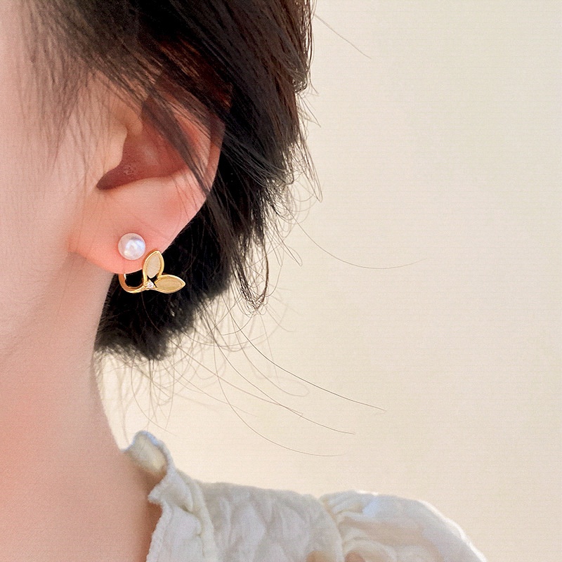 Bông Tai Bạc Hình Đuôi Cá Đính Ngọc Trai Thời Trang Dành Cho Nữ