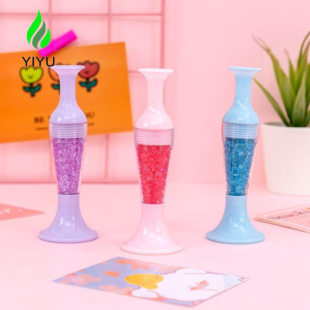 YIYU 1 Giá Đỡ Bút Vẽ Hình Lọ Hoa 5D