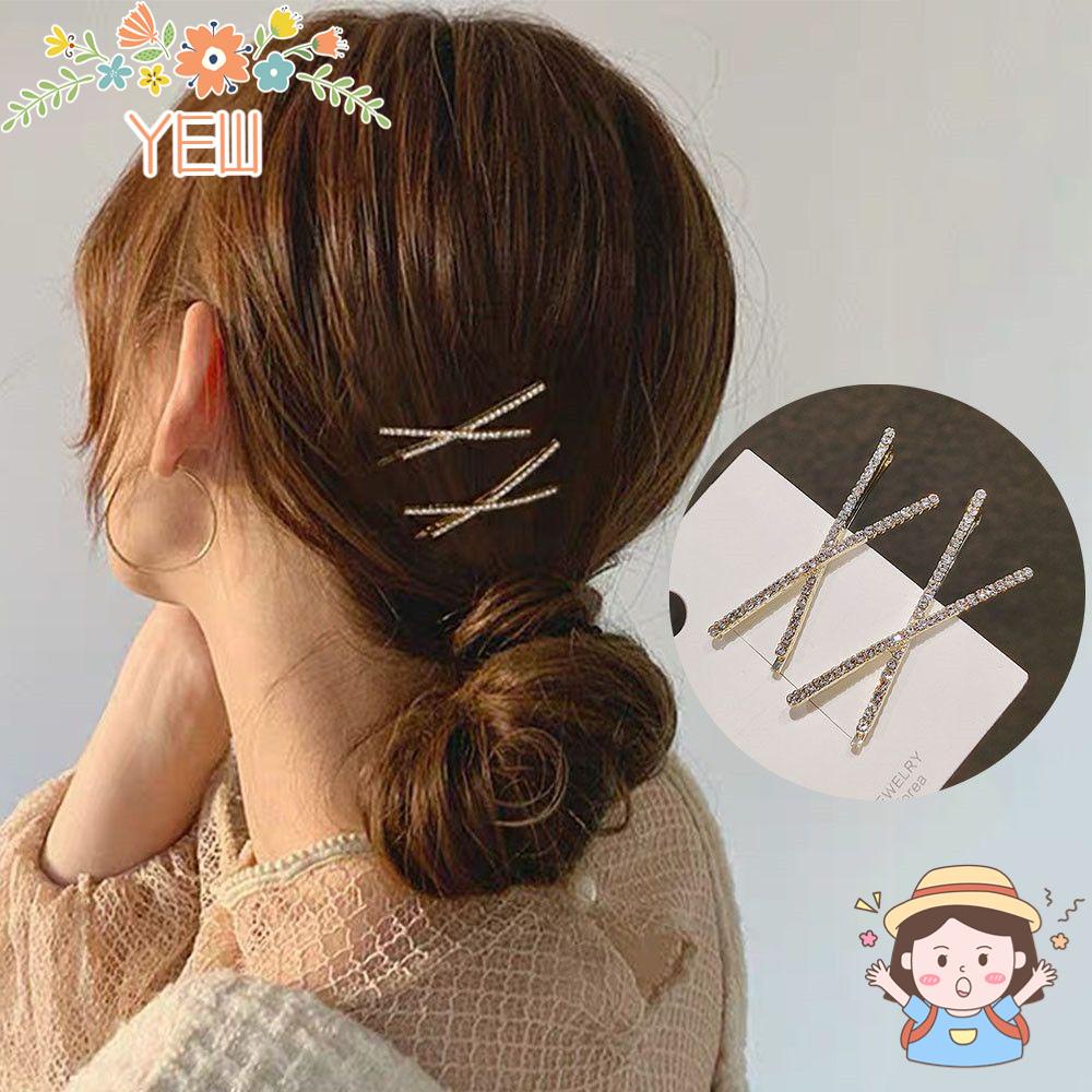 1 Chiếc Kẹp Tóc Đơn Giản Cho Cô Dâu