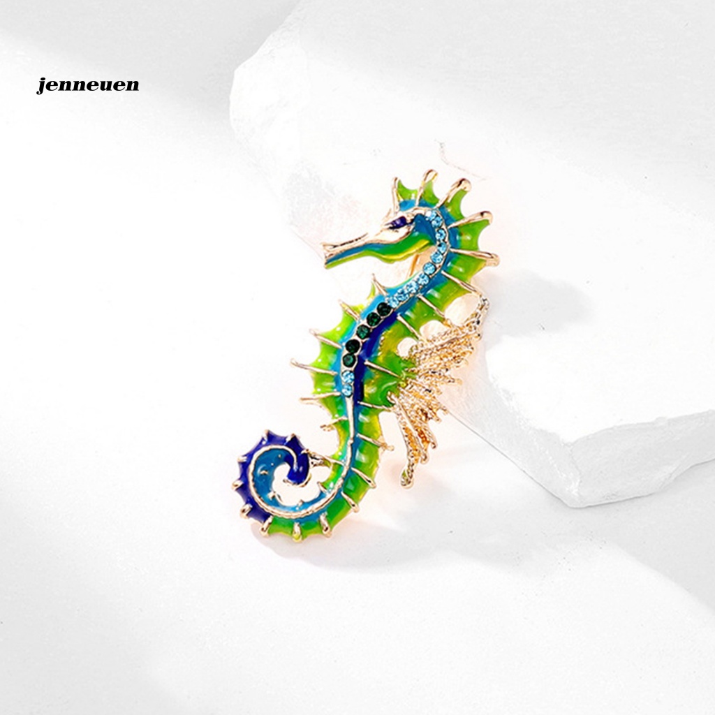 Jen Trâm Cài Áo Chất Liệu Bền Và Không Dễ Phai Và Nứt Nhỏ Và Nhẹ Thoải Mái Khi Mặc Hàng Ngày