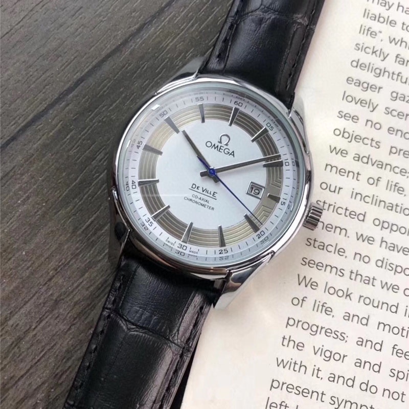 Đồng Hồ Quartz Nam Hiển Thị Ngày Với Dây Đeo Da OGA