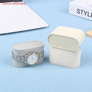 1 gối để đồng hồ đeo tay trang trí sang trọng mới