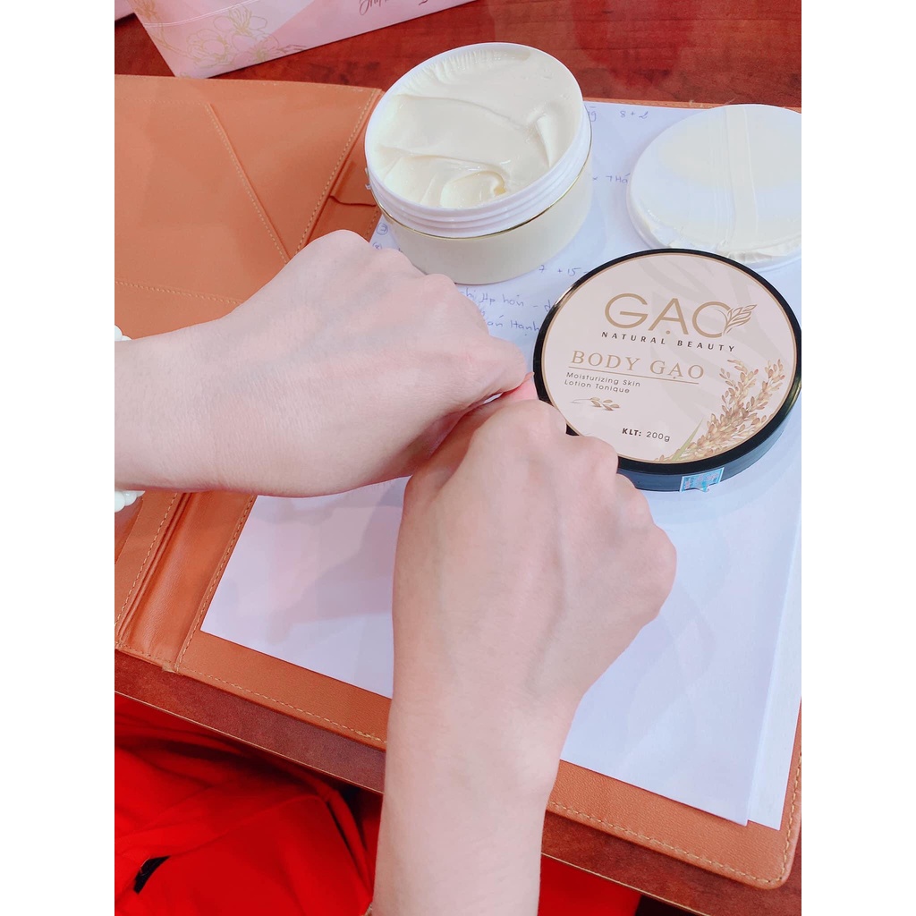 Kem body trắng da Gạo Natural dưỡng trắng mịn da body toàn thân 120Gr