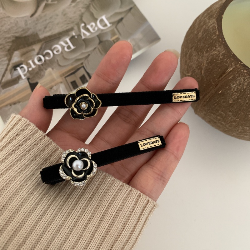 Kẹp Tóc Hình Hoa Trà Đính Ngọc Trai Thời Trang Sang Trọng Cho Nữ