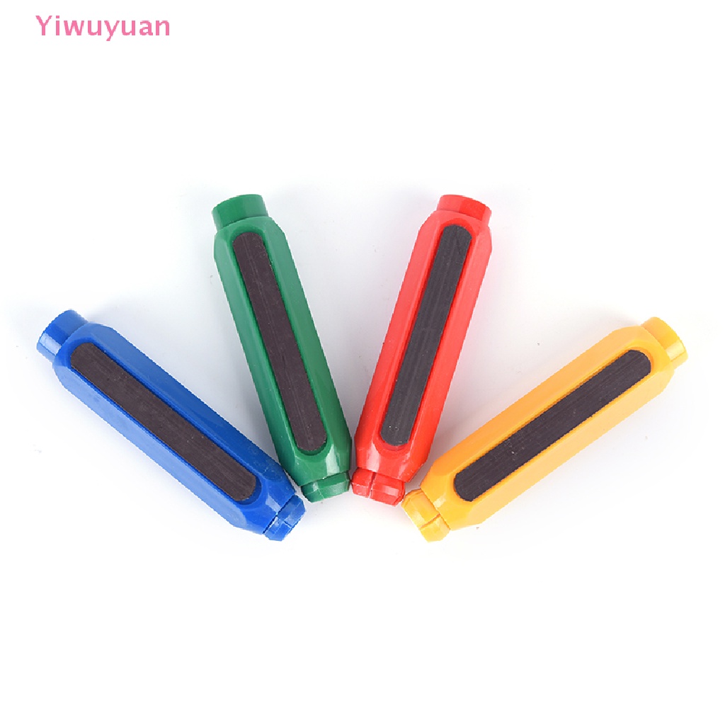 1 Cây Kẹp Bút Phấn Không Bụi Có Từ Tính Mới