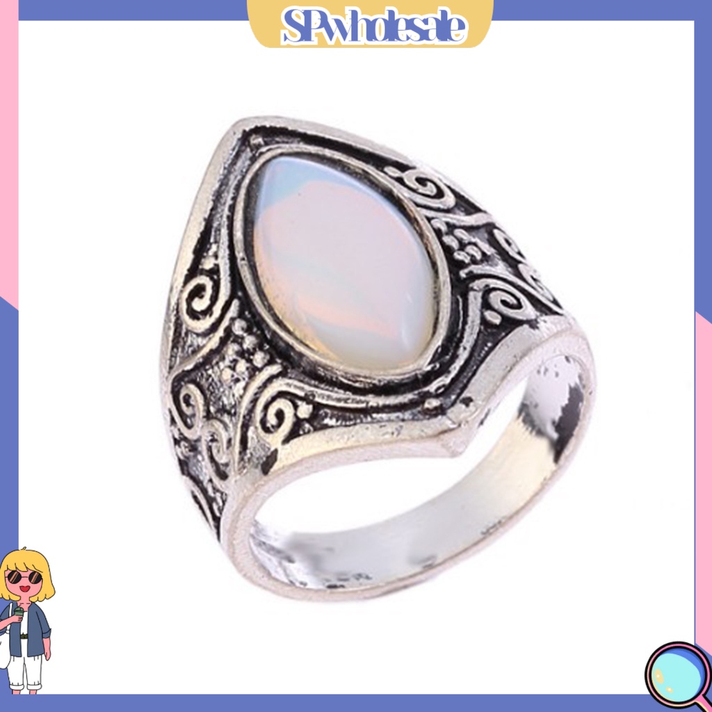 <SPwholesale> Nhẫn Đính Đá Mặt Trăng Hình Oval Lớn Độc Đáo Phong Cách Punk Cổ Điển