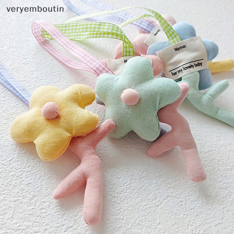 Móc Khóa Hình Bông Hoa Màu Sắc Ngọt Ngào Xinh Xắn