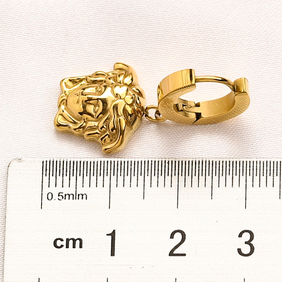 VERSACE Bông Tai Chữ V Bằng Thép Titan Thời Trang